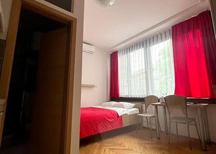 Studio Apartment Sisters3
